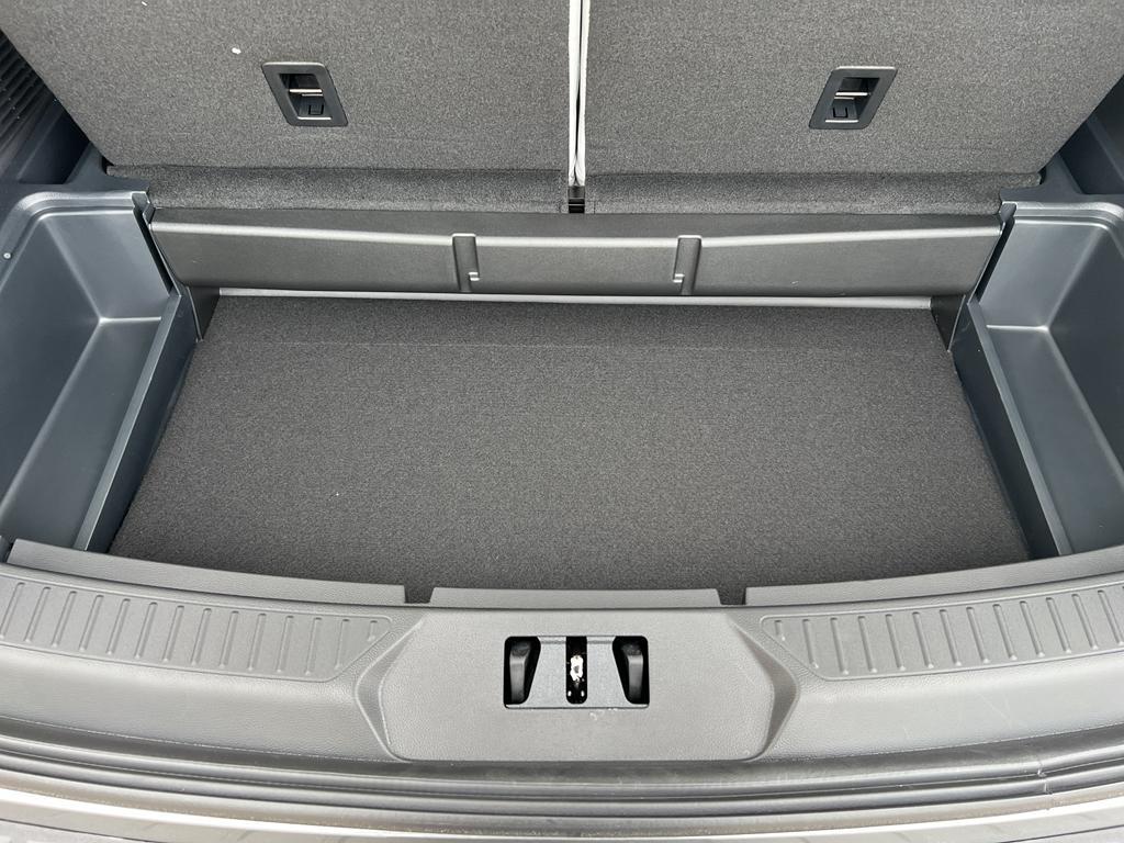 new 2025 Ford Explorer car, priced at $58,515
