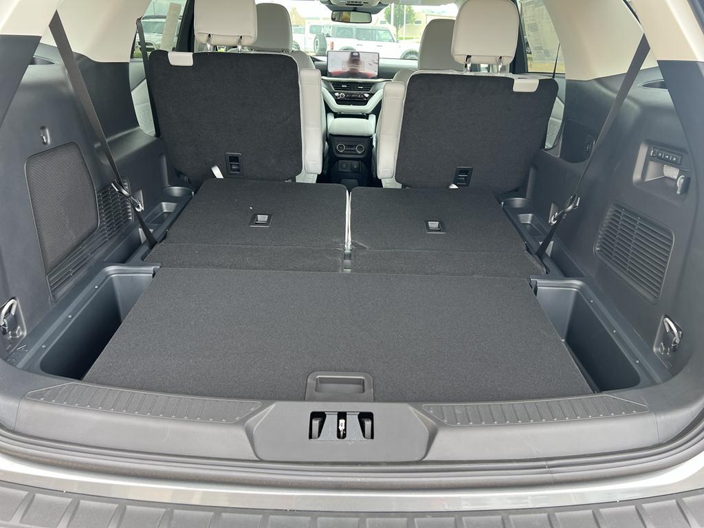 new 2025 Ford Explorer car, priced at $58,515