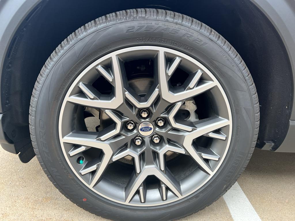 new 2025 Ford Explorer car, priced at $61,080