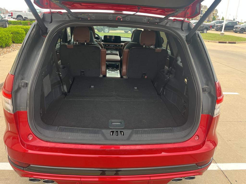 used 2025 Lincoln Aviator car, priced at $70,985