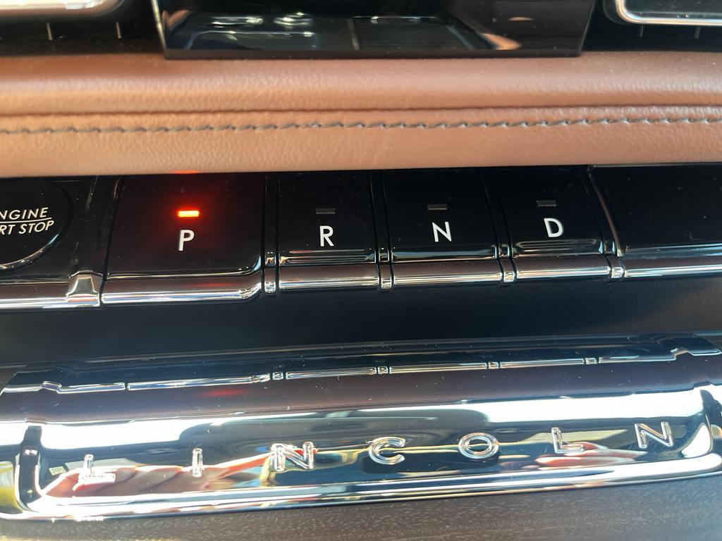 used 2025 Lincoln Aviator car, priced at $69,250