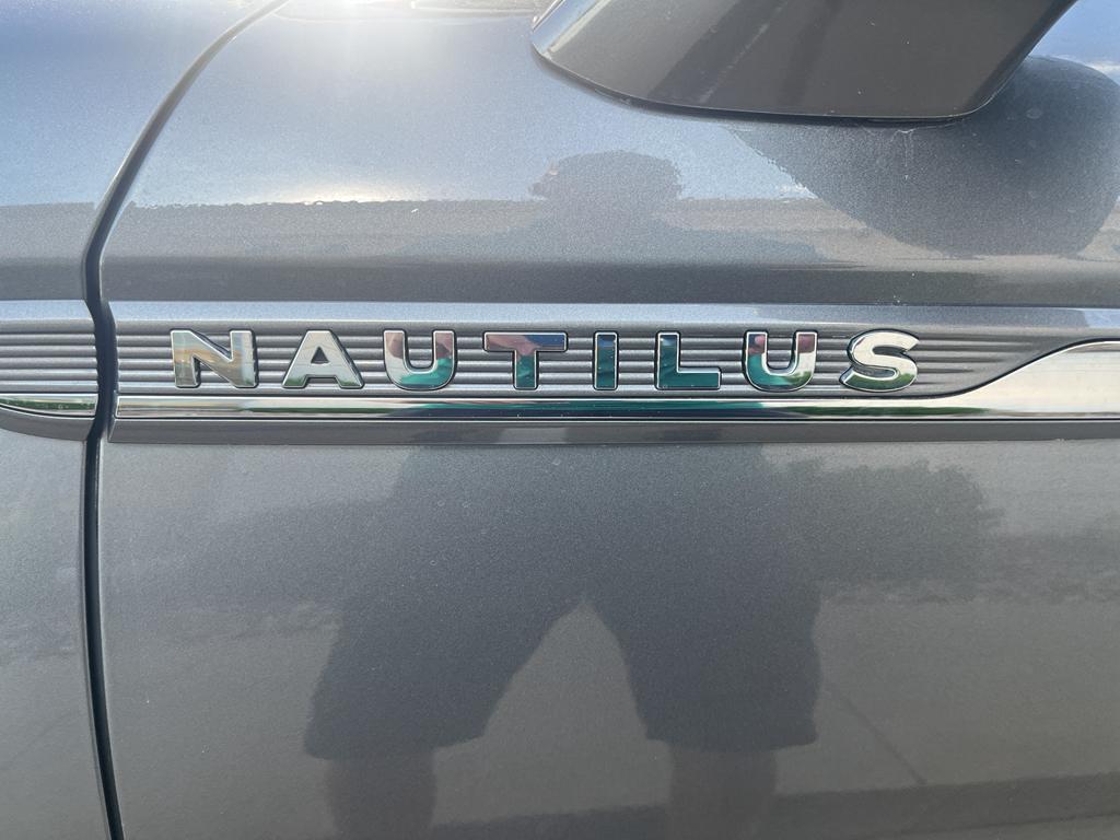 used 2021 Lincoln Nautilus car, priced at $39,485