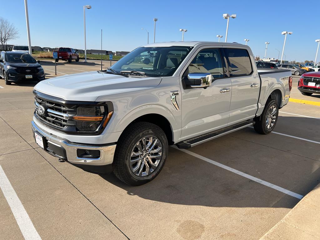 new 2025 Ford F-150 car, priced at $61,779