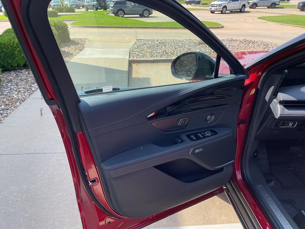 new 2025 Lincoln Nautilus car, priced at $65,655