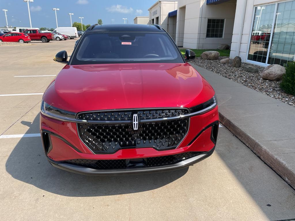 new 2025 Lincoln Nautilus car, priced at $65,655