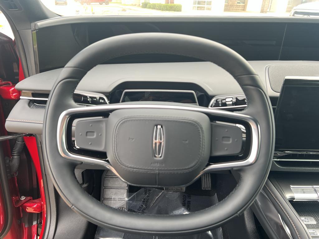 new 2025 Lincoln Nautilus car, priced at $65,655