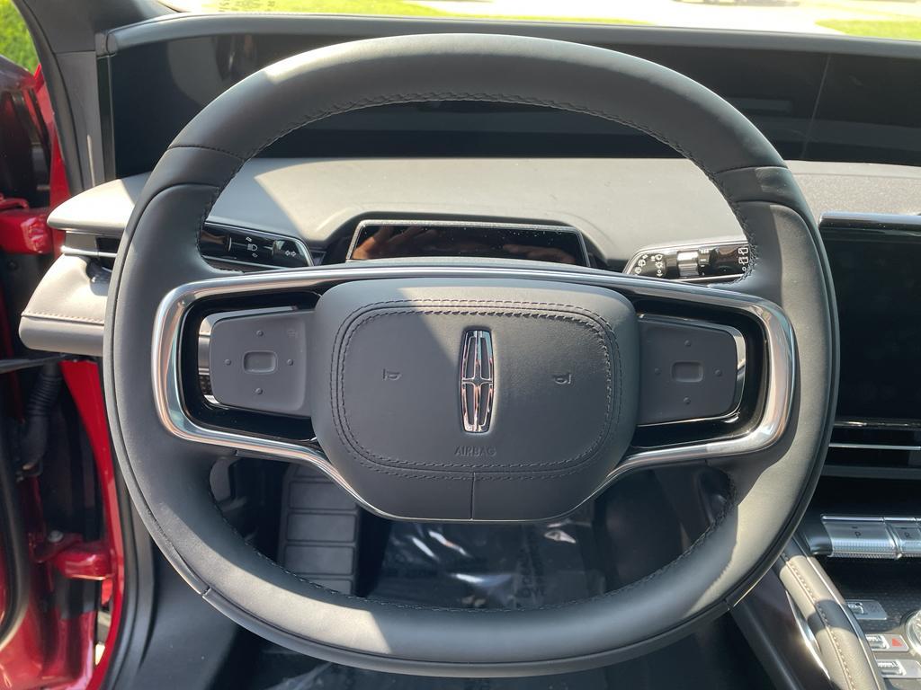 new 2025 Lincoln Nautilus car, priced at $65,655