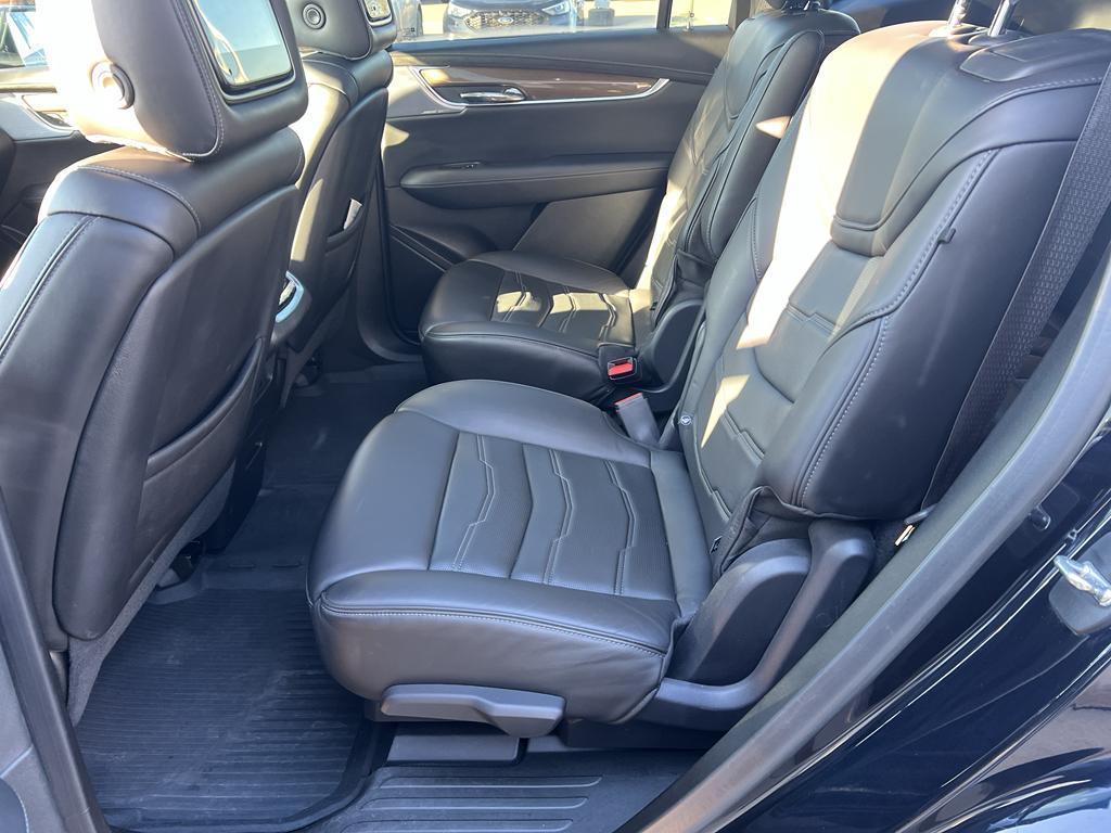 used 2021 Cadillac XT6 car, priced at $34,896