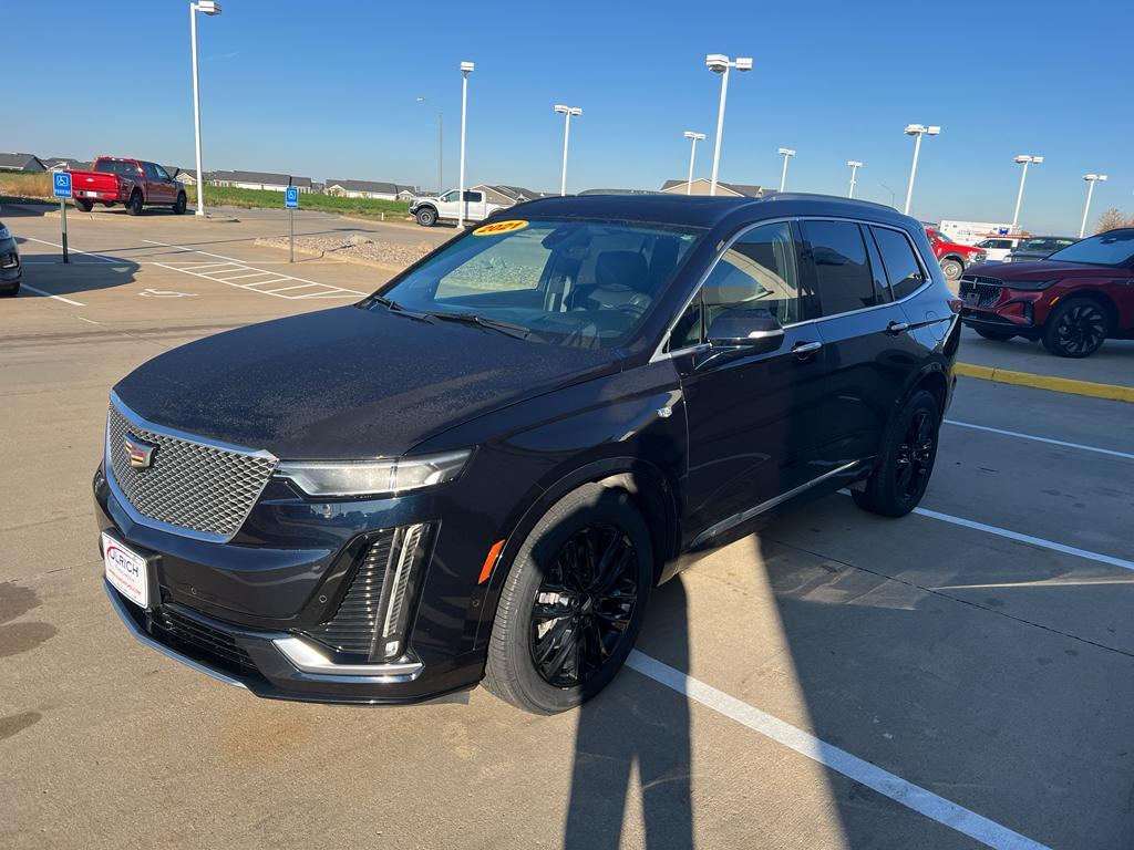used 2021 Cadillac XT6 car, priced at $34,896
