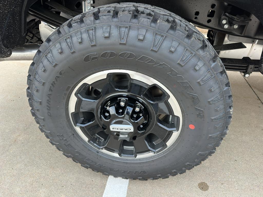new 2025 Ford F-350 car, priced at $74,990