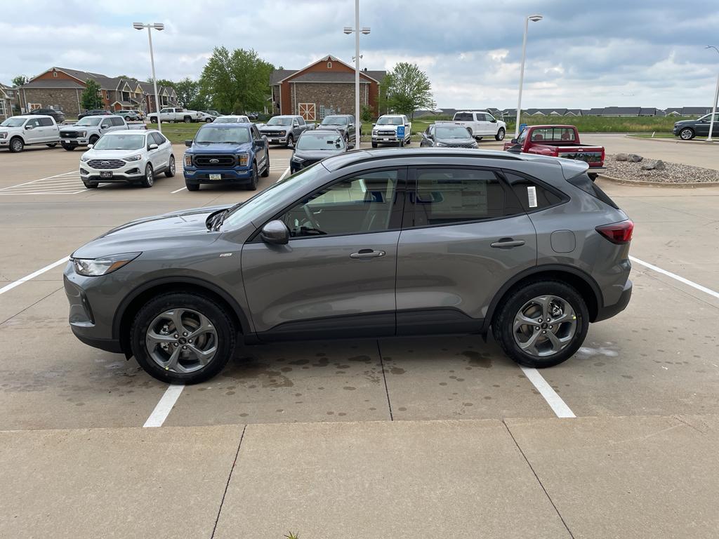 new 2025 Ford Escape car, priced at $34,190