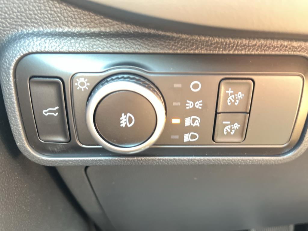 new 2025 Ford Explorer car, priced at $50,530
