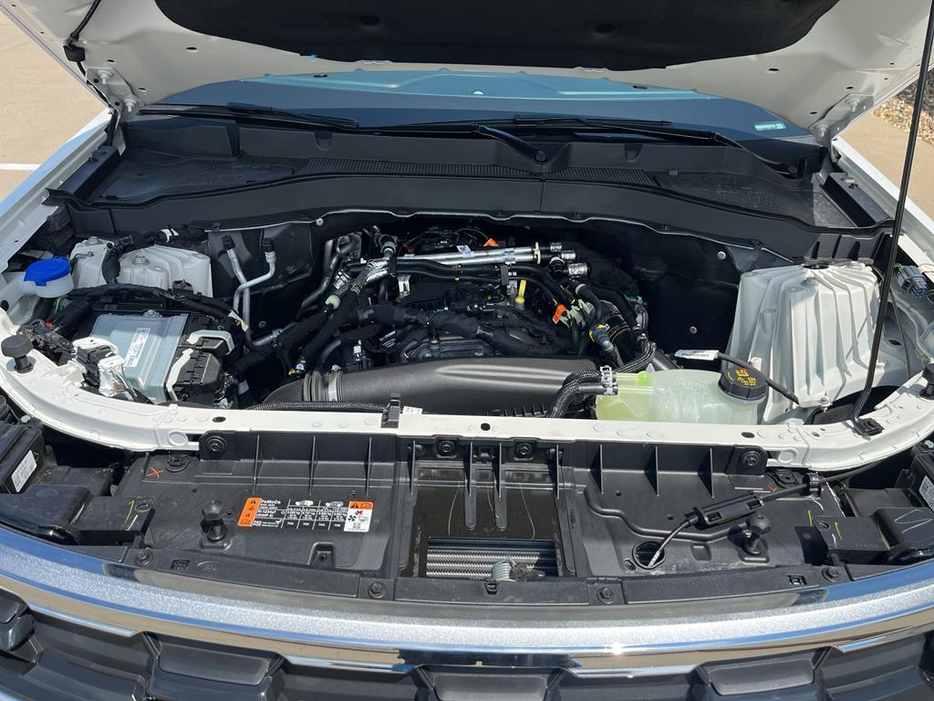new 2025 Ford Explorer car, priced at $47,692