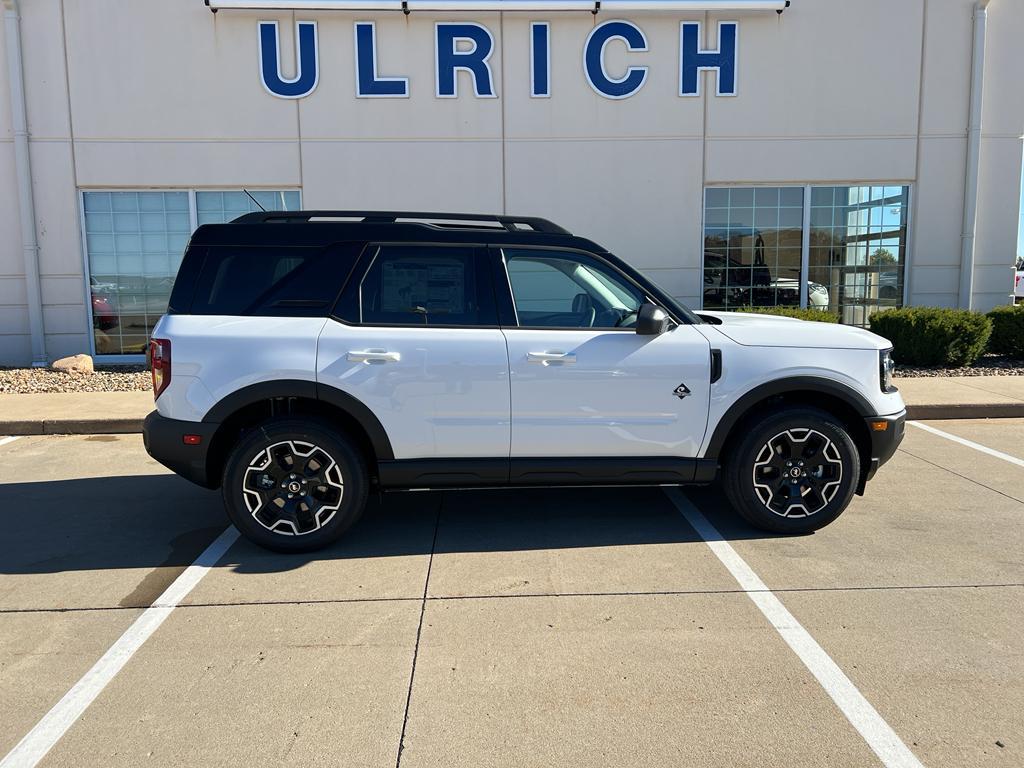 new 2025 Ford Bronco Sport car, priced at $38,285