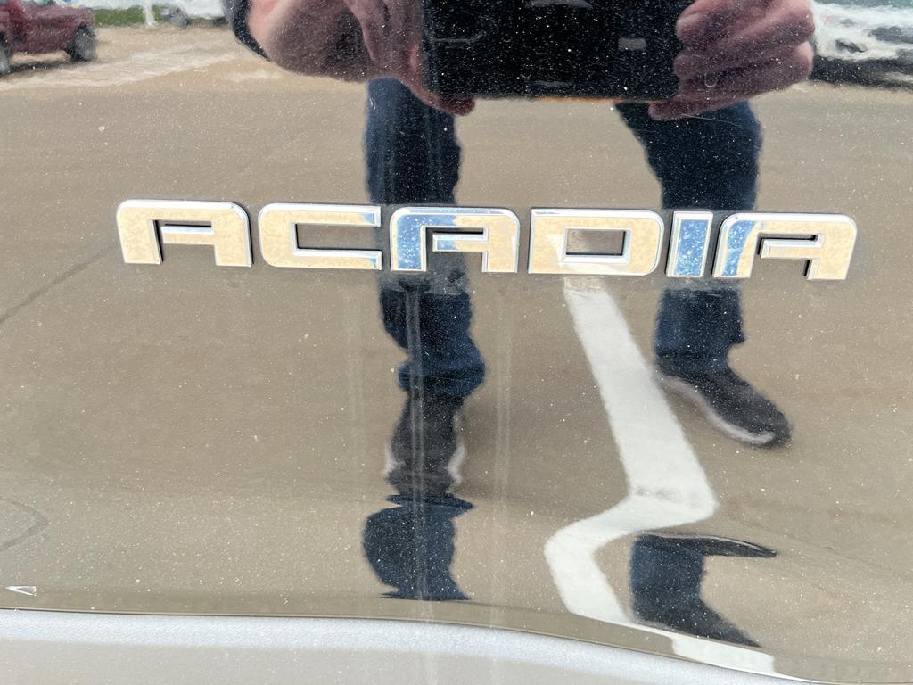 used 2018 GMC Acadia car, priced at $16,250