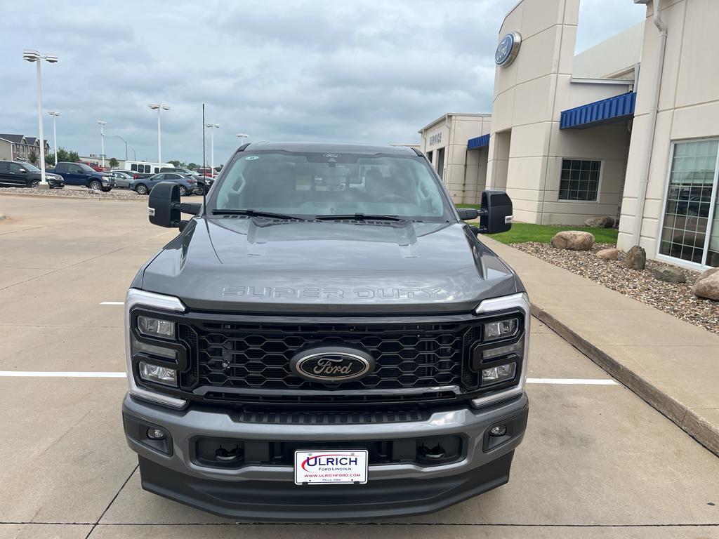 new 2025 Ford F-250 car, priced at $83,280