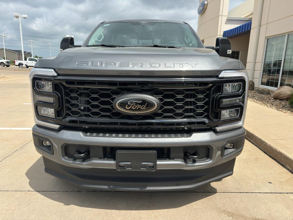 new 2025 Ford F-250 car, priced at $85,280