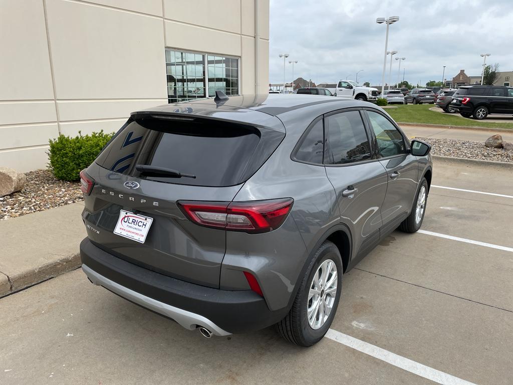 new 2025 Ford Escape car, priced at $29,882