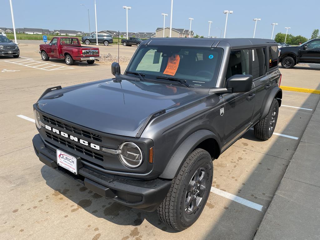 new 2025 Ford Bronco car, priced at $44,815