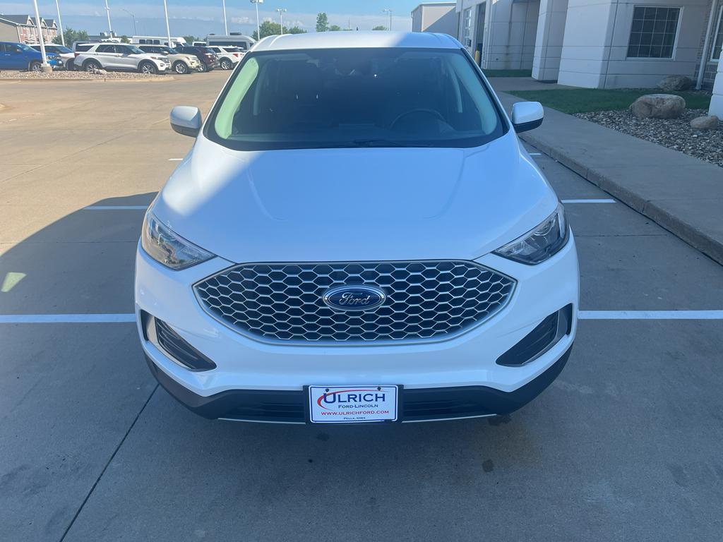 used 2024 Ford Edge car, priced at $29,985