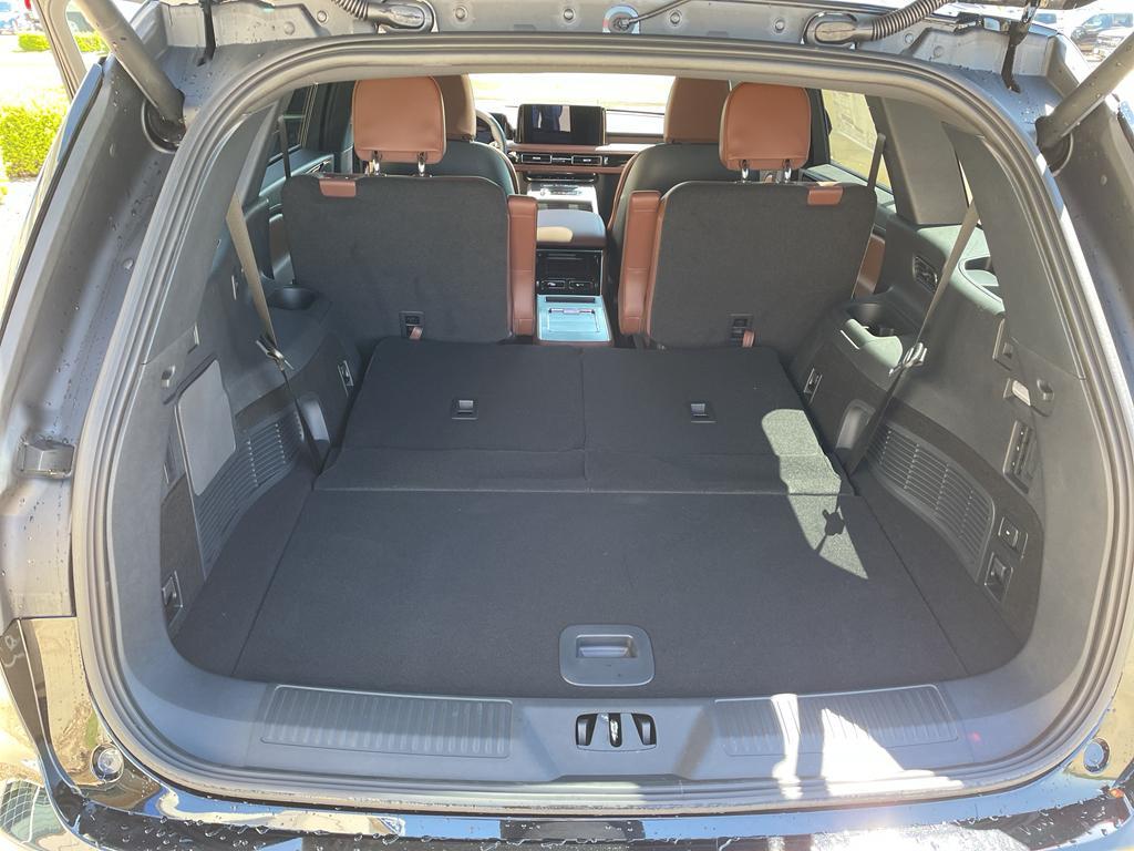 new 2025 Lincoln Aviator car, priced at $67,261
