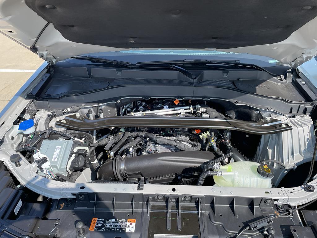 new 2025 Ford Explorer car, priced at $49,865