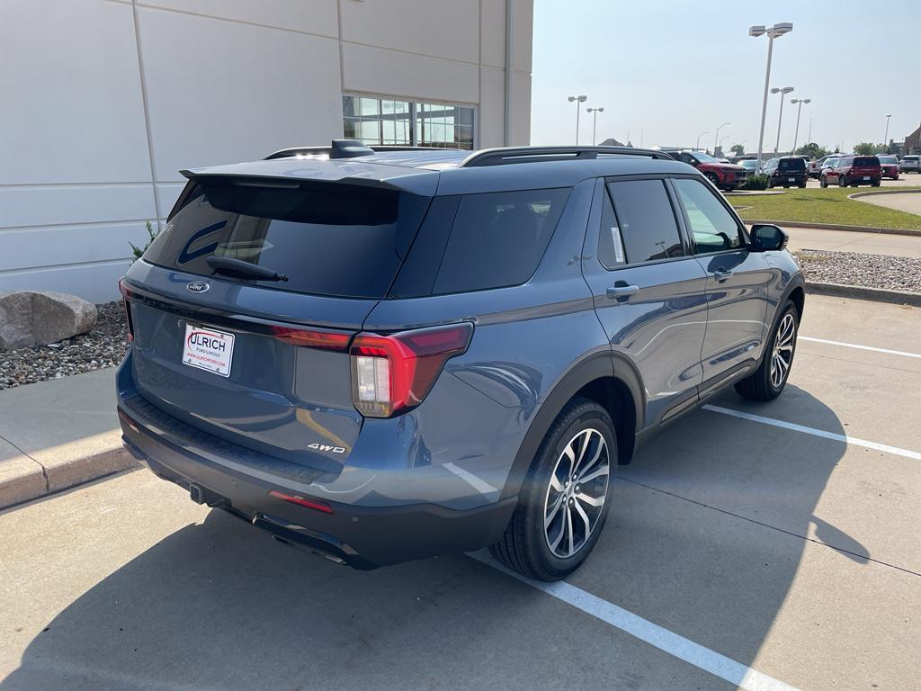 new 2025 Ford Explorer car, priced at $49,865