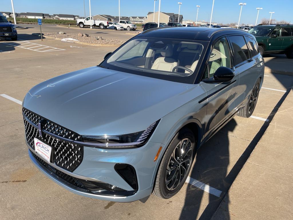 new 2025 Lincoln Nautilus car, priced at $65,455