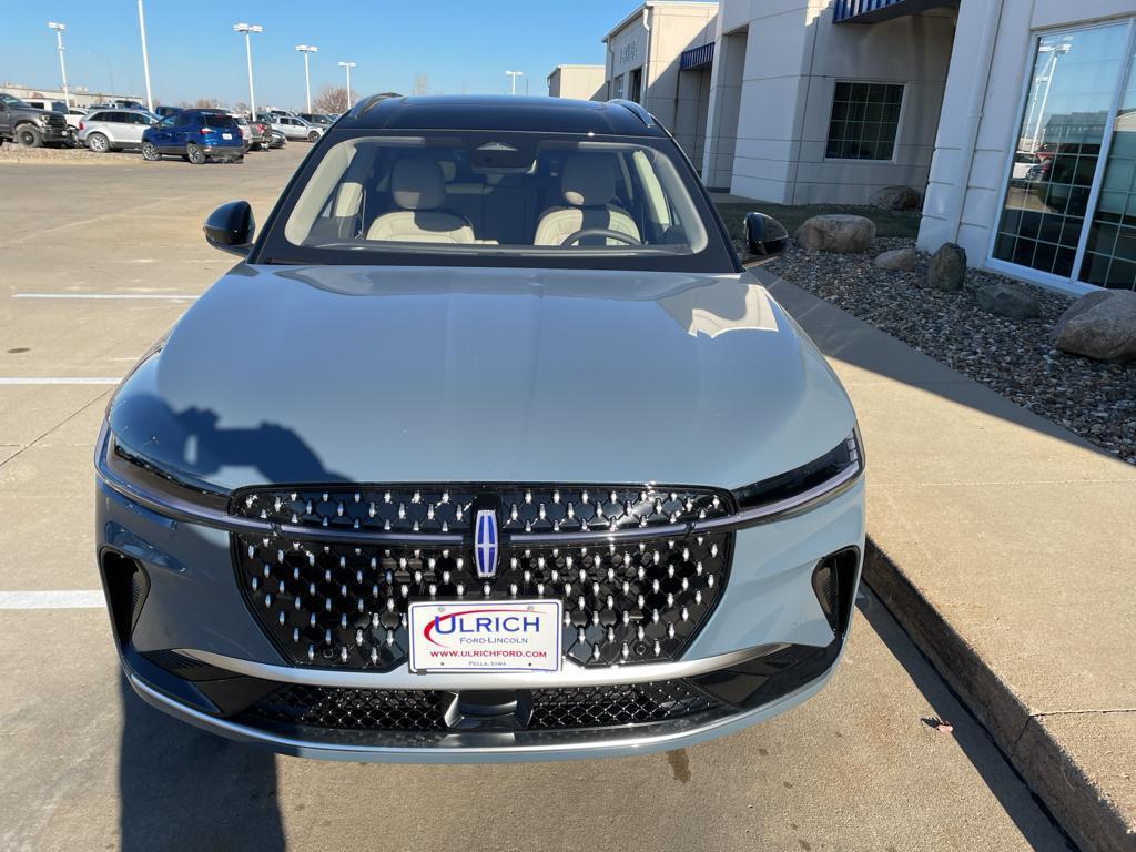 new 2025 Lincoln Nautilus car, priced at $65,455