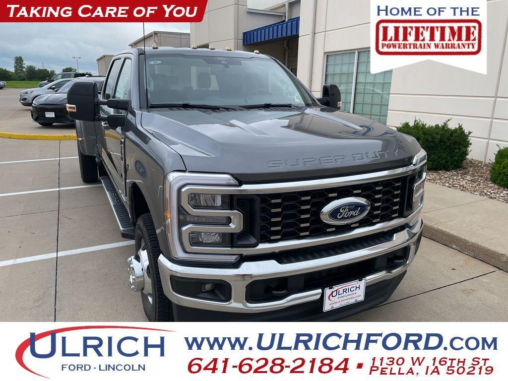 new 2025 Ford F-350 car, priced at $81,925
