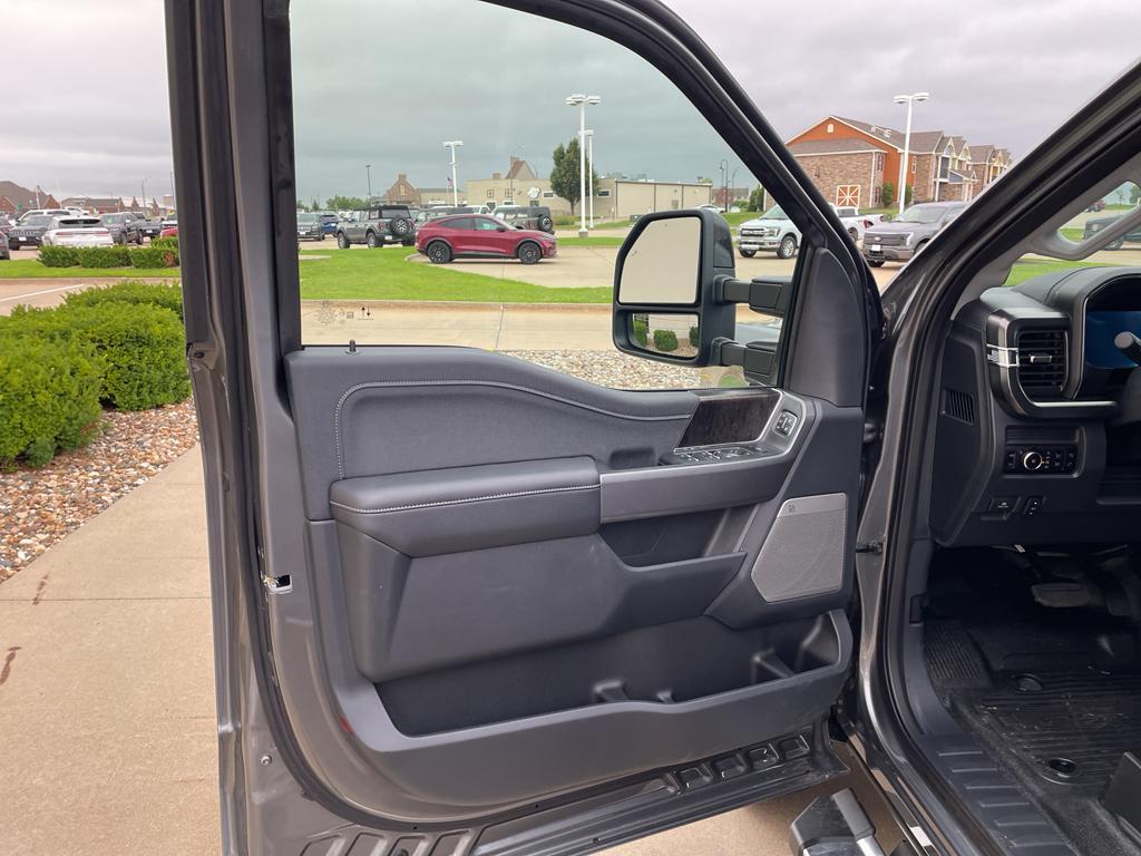 new 2025 Ford F-350 car, priced at $81,925