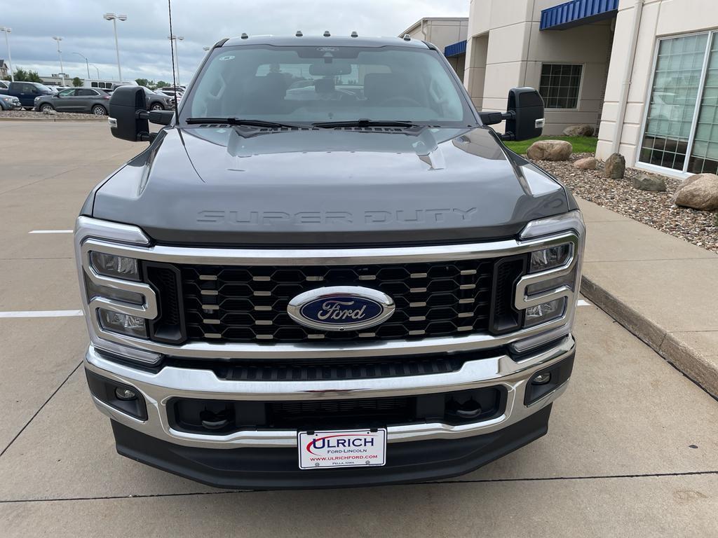 new 2025 Ford F-350 car, priced at $81,925