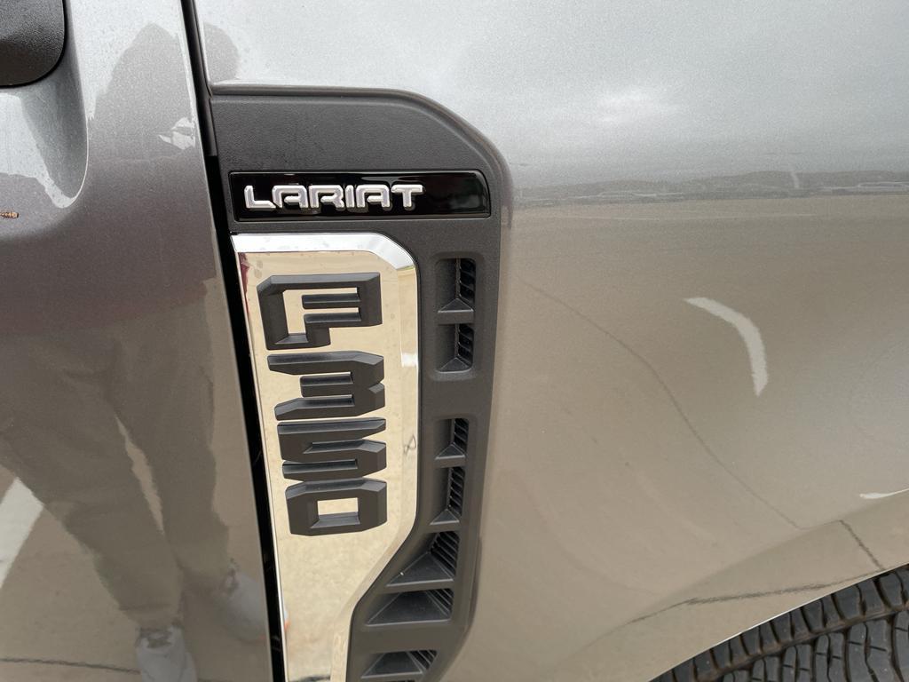 new 2025 Ford F-350 car, priced at $81,925