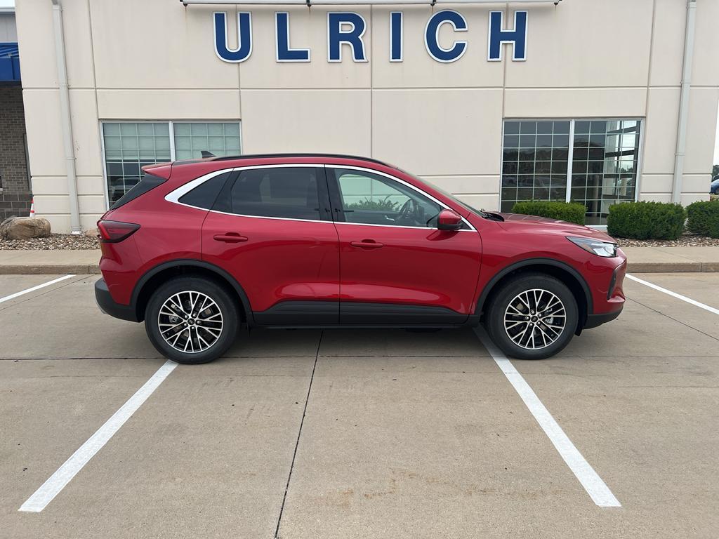 new 2025 Ford Escape car, priced at $38,799