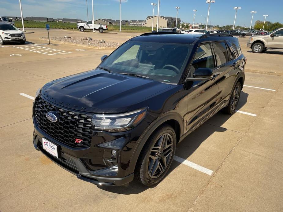 new 2025 Ford Explorer car, priced at $60,795