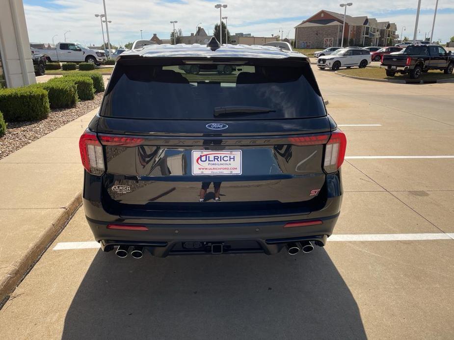 new 2025 Ford Explorer car, priced at $60,795