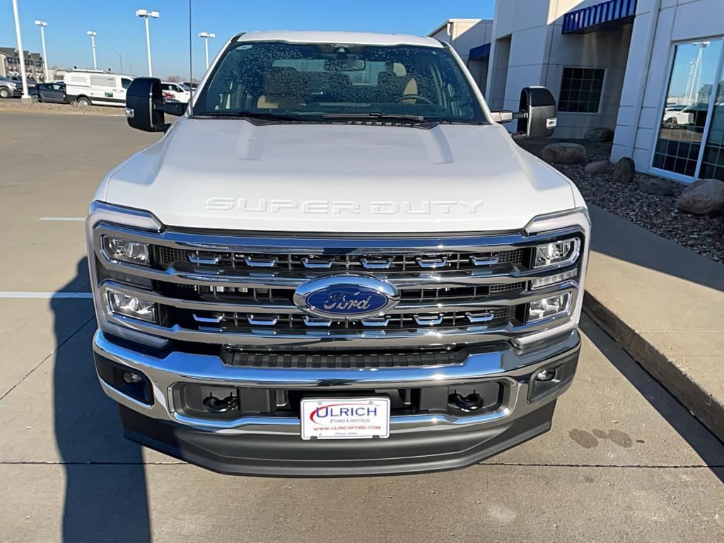 new 2025 Ford F-250 car, priced at $67,320