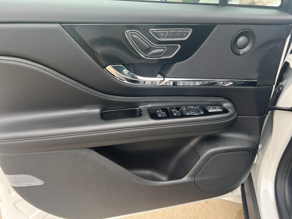new 2025 Lincoln Corsair car, priced at $64,285
