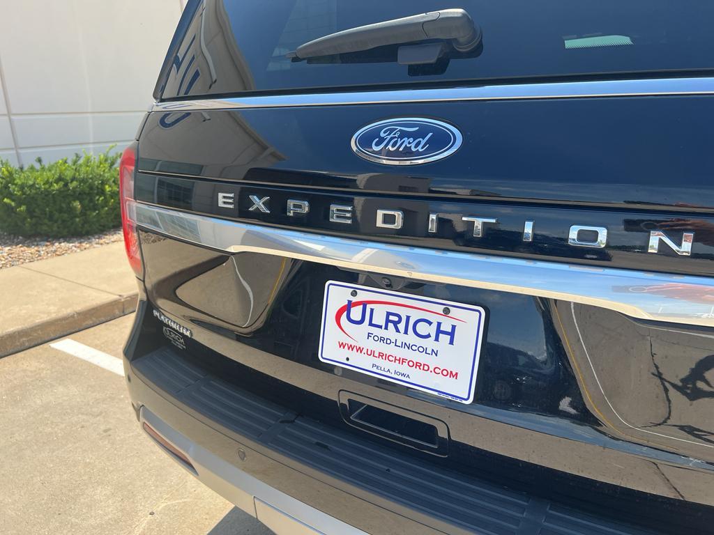 used 2022 Ford Expedition car, priced at $60,985