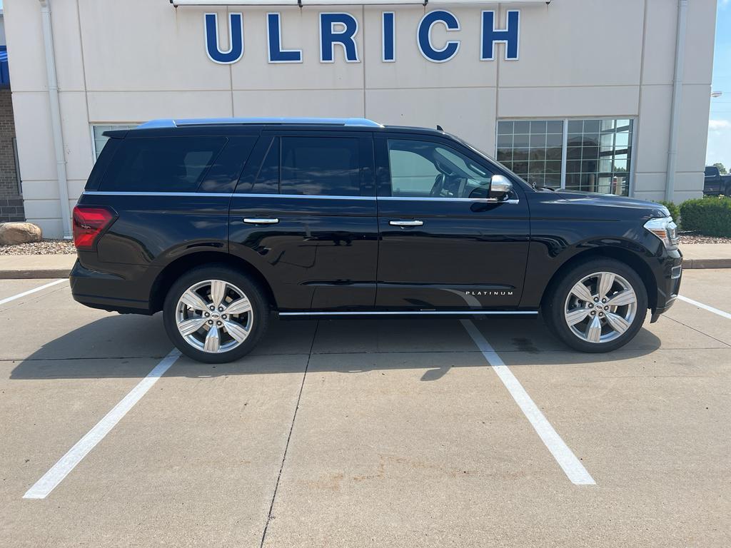 used 2022 Ford Expedition car, priced at $60,985