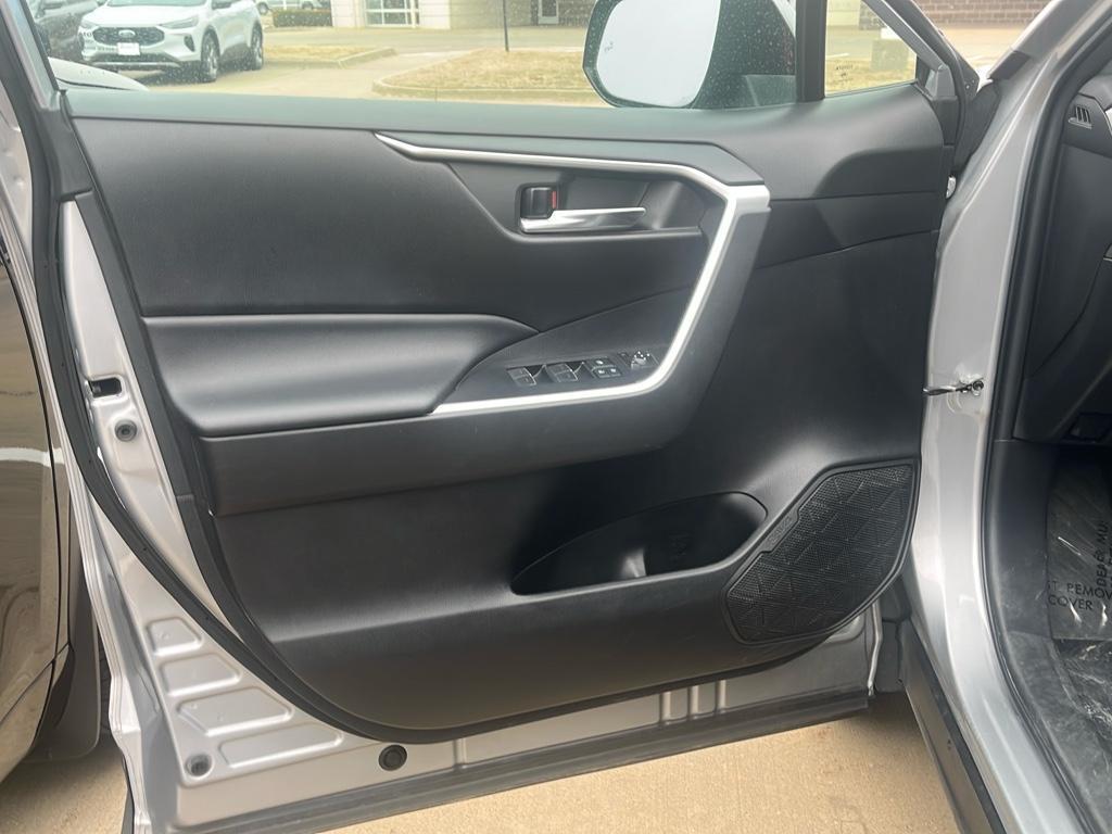 used 2022 Toyota RAV4 car, priced at $29,285