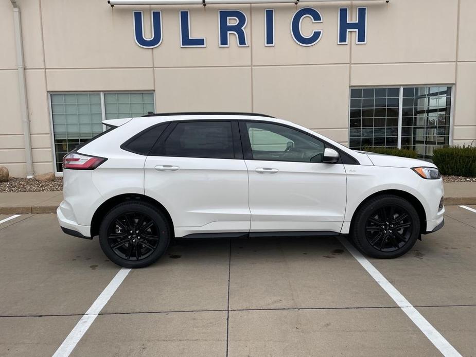 new 2024 Ford Edge car, priced at $45,349