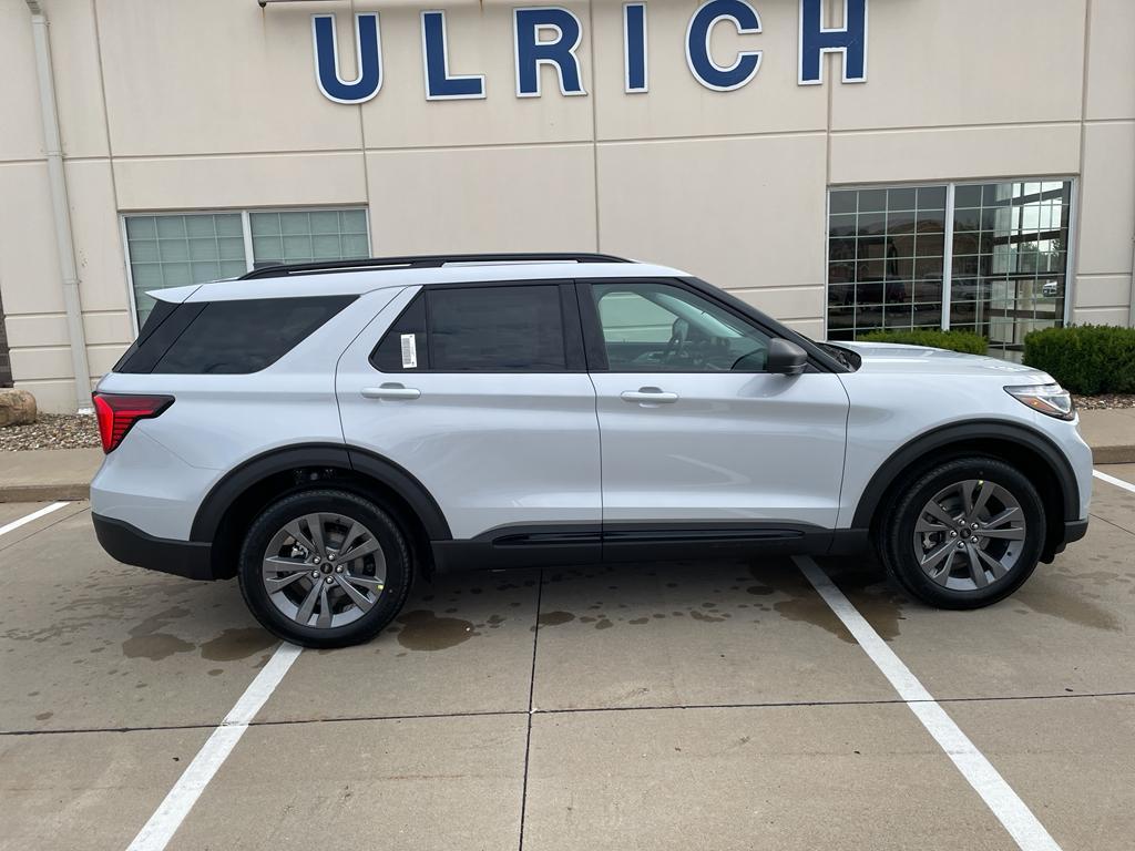 new 2026 Ford Explorer car, priced at $48,175