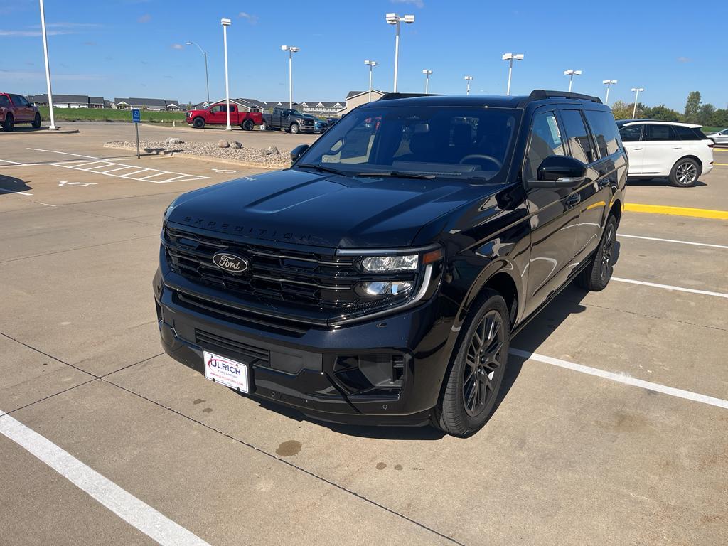 new 2025 Ford Expedition Max car, priced at $86,890