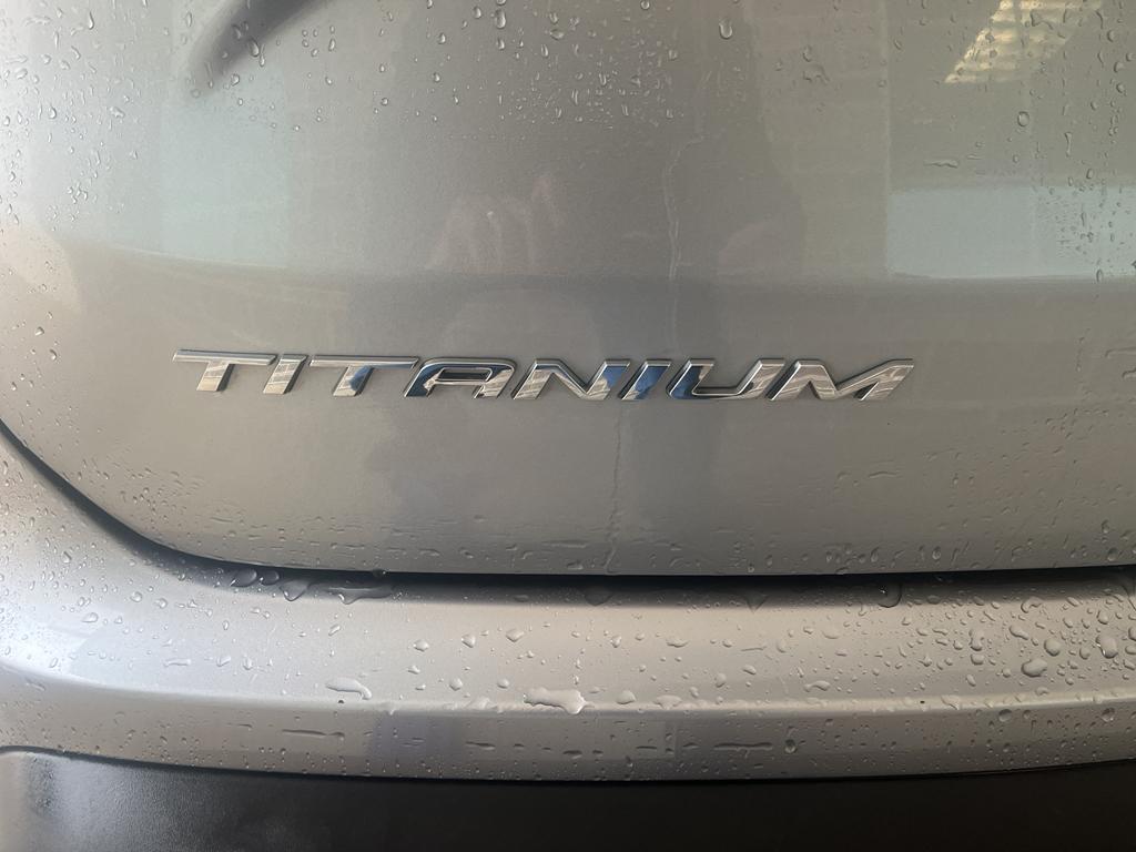 used 2023 Ford Edge car, priced at $28,950