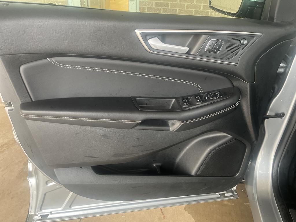 used 2023 Ford Edge car, priced at $28,950