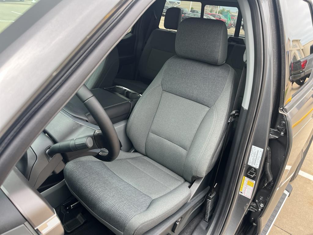 new 2025 Ford F-150 car, priced at $53,775