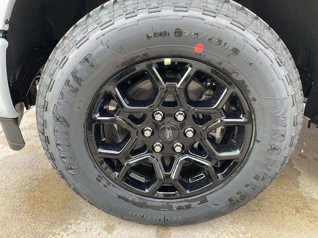 new 2025 Ford F-150 car, priced at $50,722
