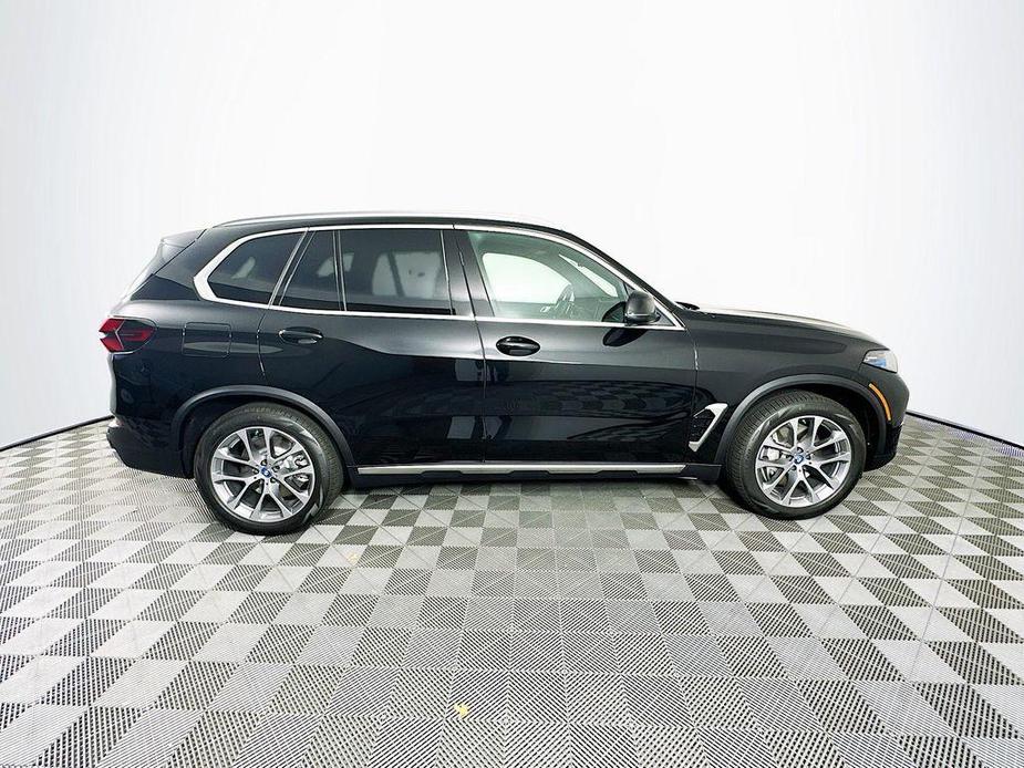 new 2025 BMW X5 PHEV car, priced at $75,660