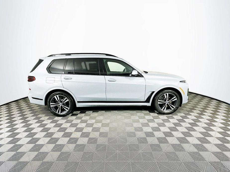 new 2025 BMW X7 car, priced at $95,485